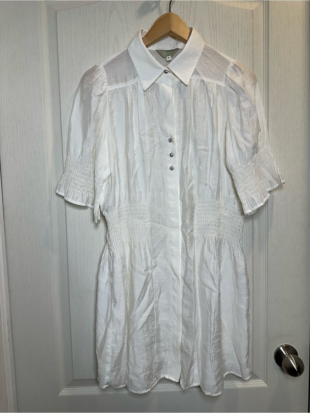 Puff sleeve button front Rayon Blend White mini Dress smock waist - M